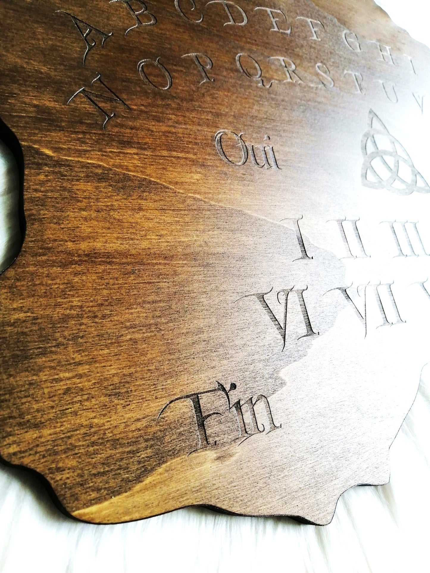Planche Ouija Artisanale Bois – Ouija Board Grand Format – Spirit Board Gravé – Décoration Ésotérique & Objet Spirituel