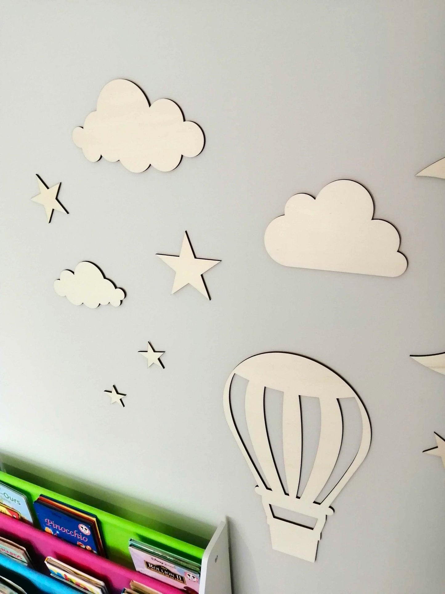 "Montgolfière Enchantée" pour chambre d'enfant.