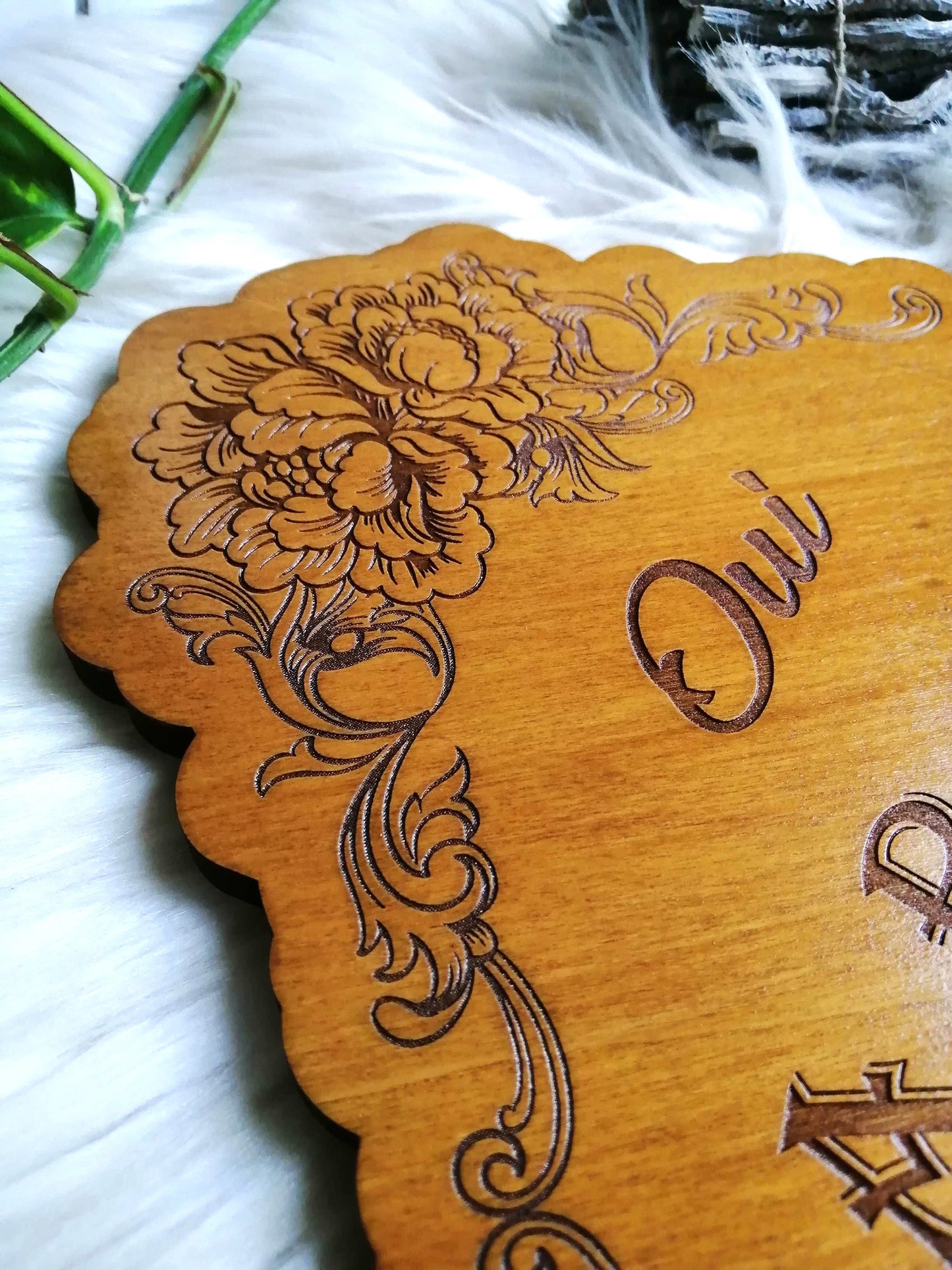 Spirit board bois motif floral élégant