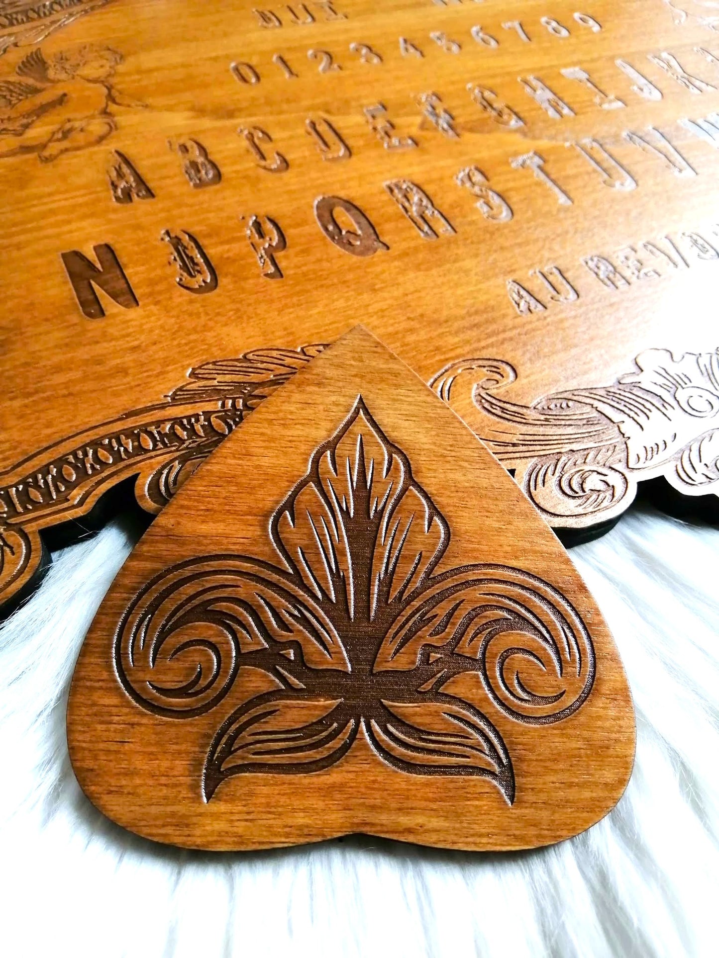 ouija board cherubin bois