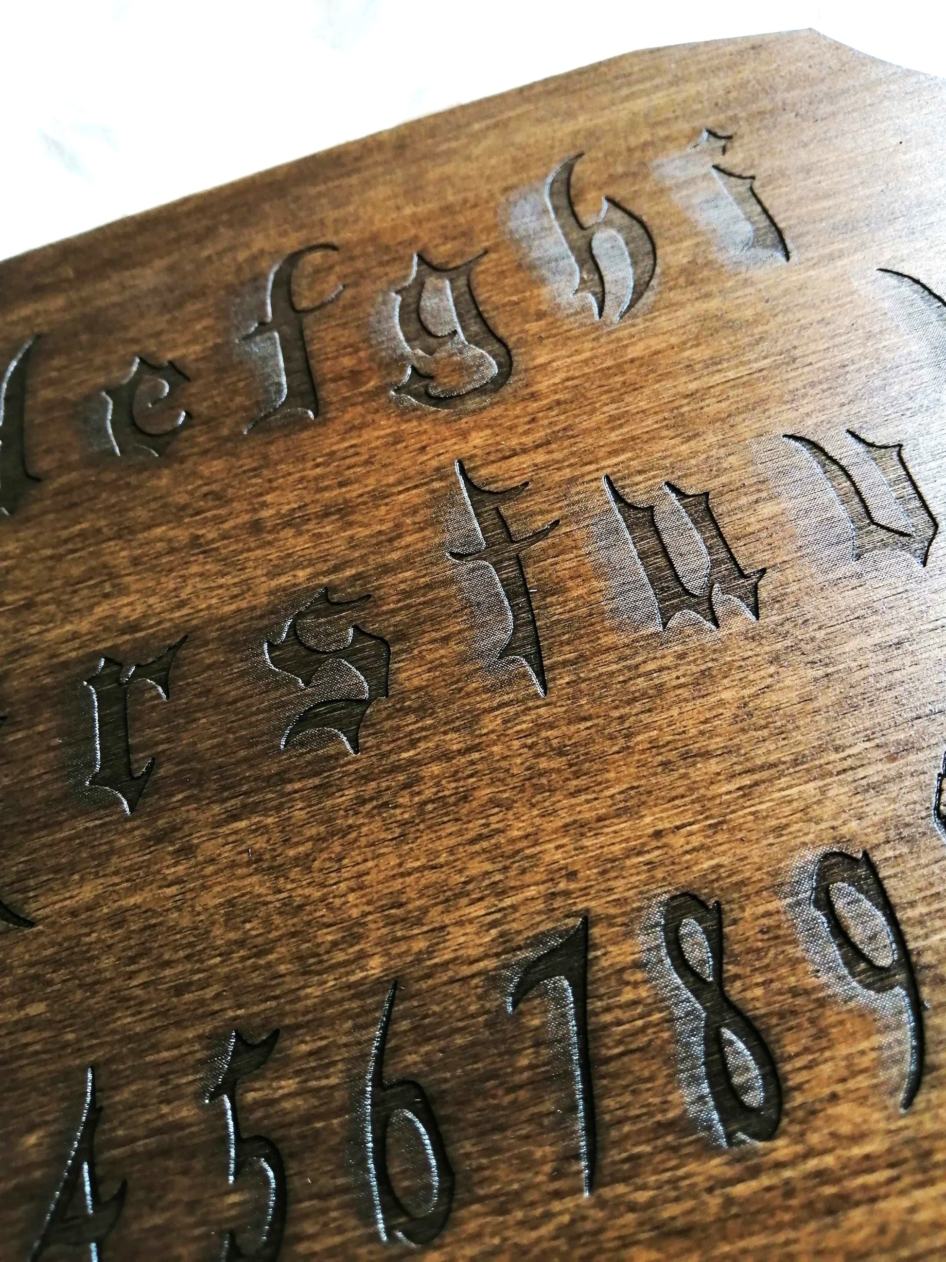 Ouija board gargoyle décoration gothique bois