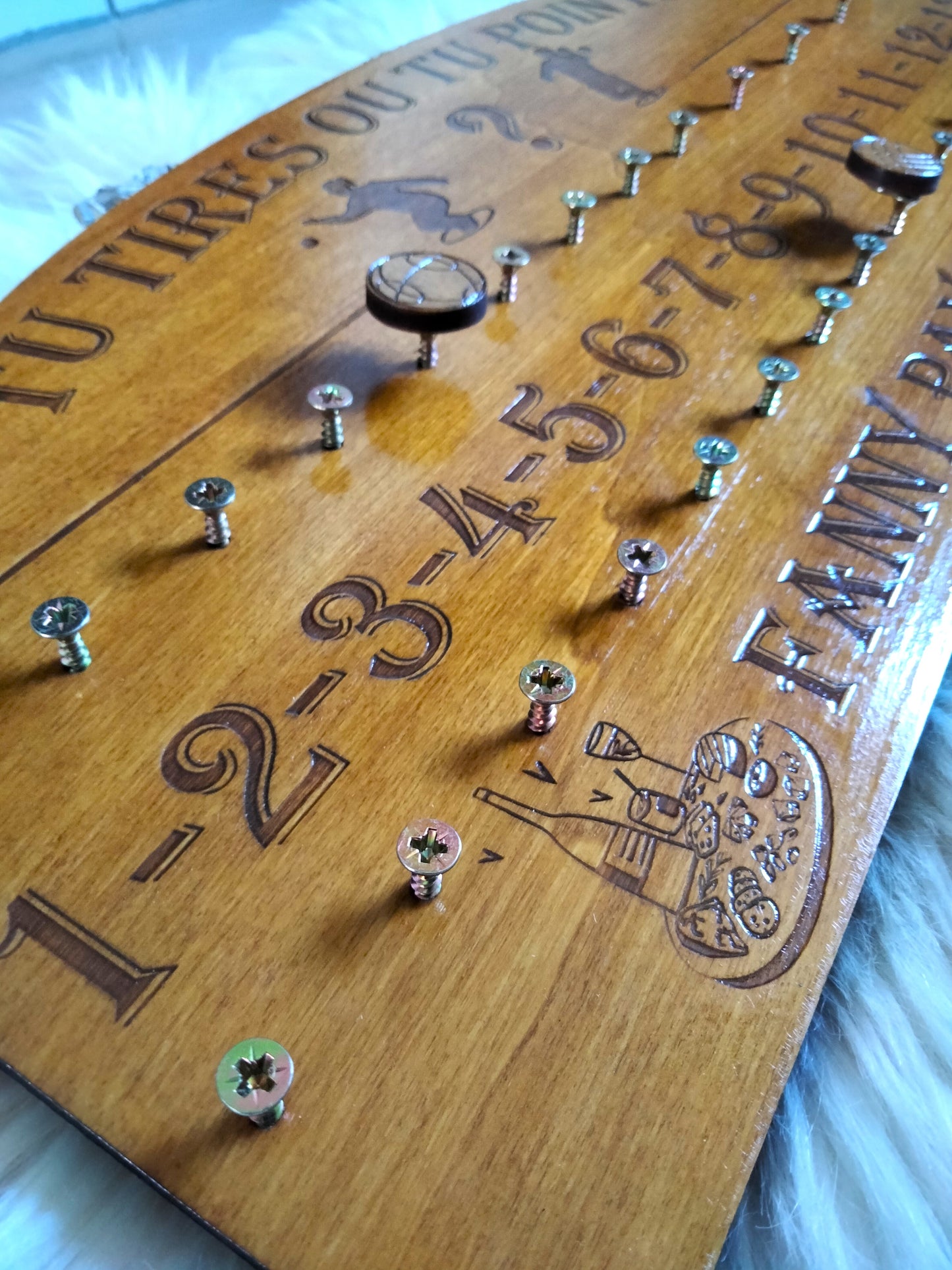 Petanque scoreboard wood magnetic score counter
