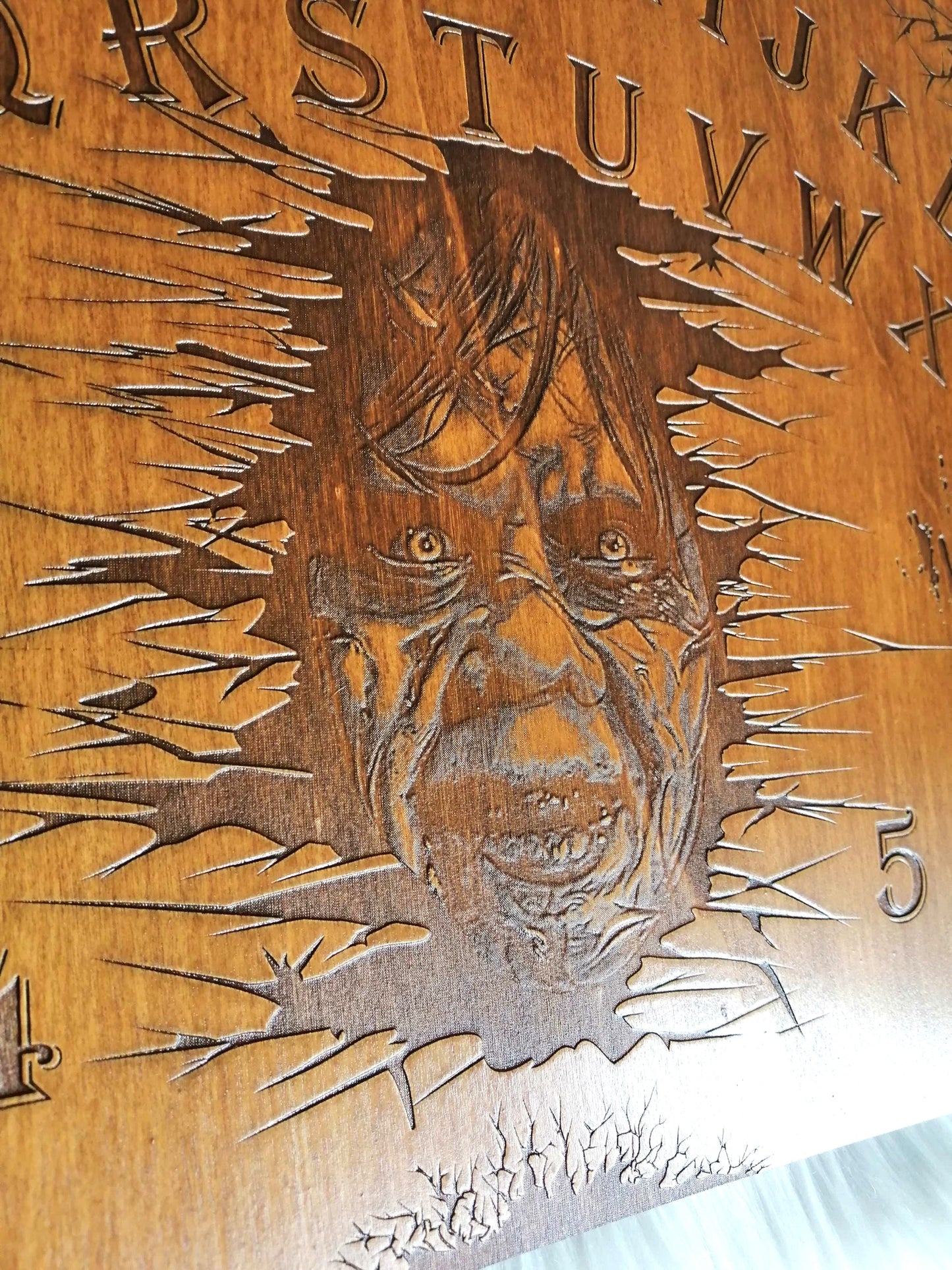 Planche ouija artisanale en bois spiritisme