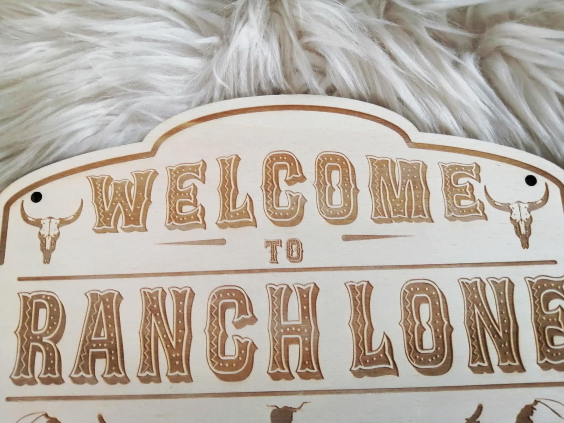 Plaque bois cowboy style saloon – déco originale rustique
