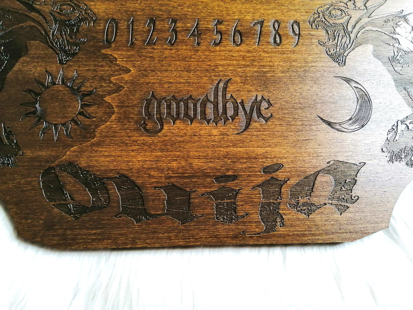 Spirit board bois univers ésotérique
