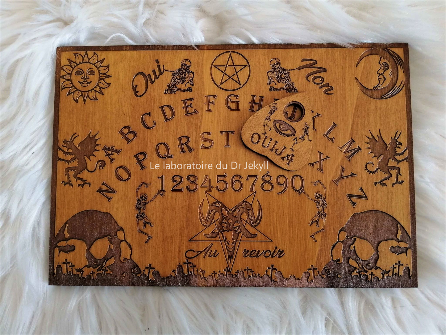 Planche Ouija "La ténébreuse"