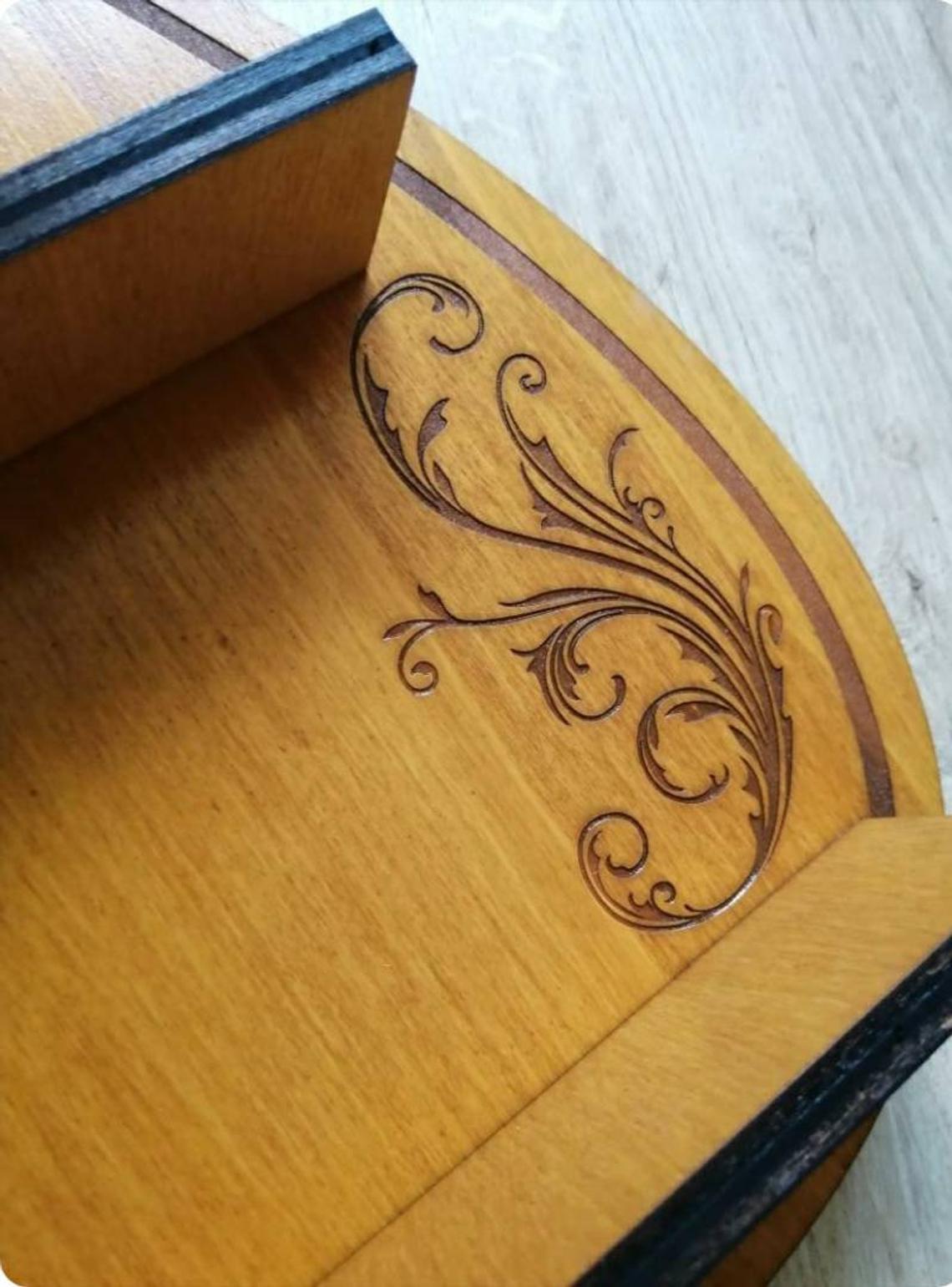 Etagère goutte Ouija