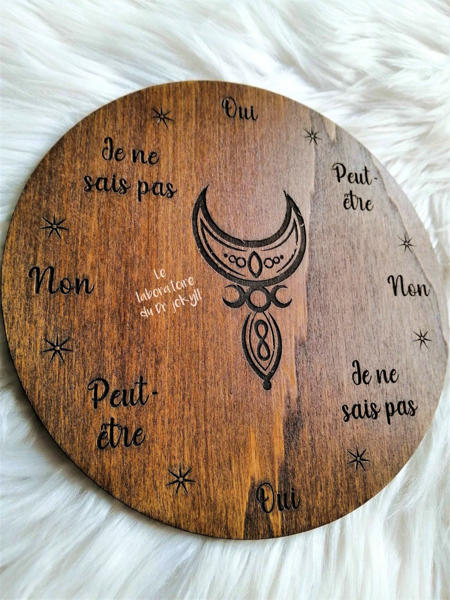 pendulum board lune mystique divination