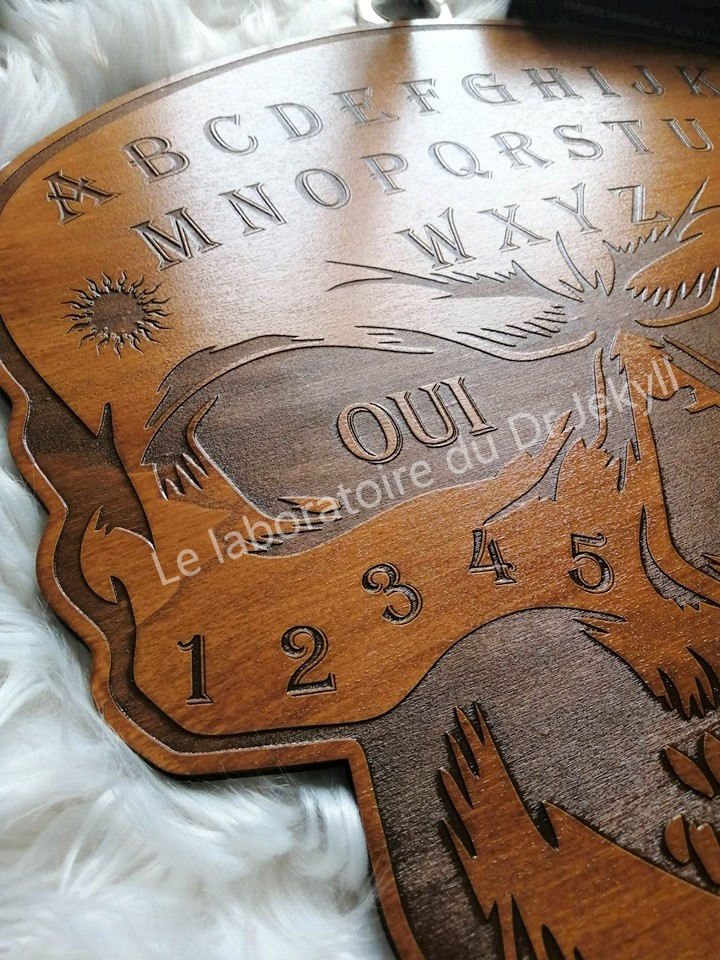 Planche ouija skull décoration gothique