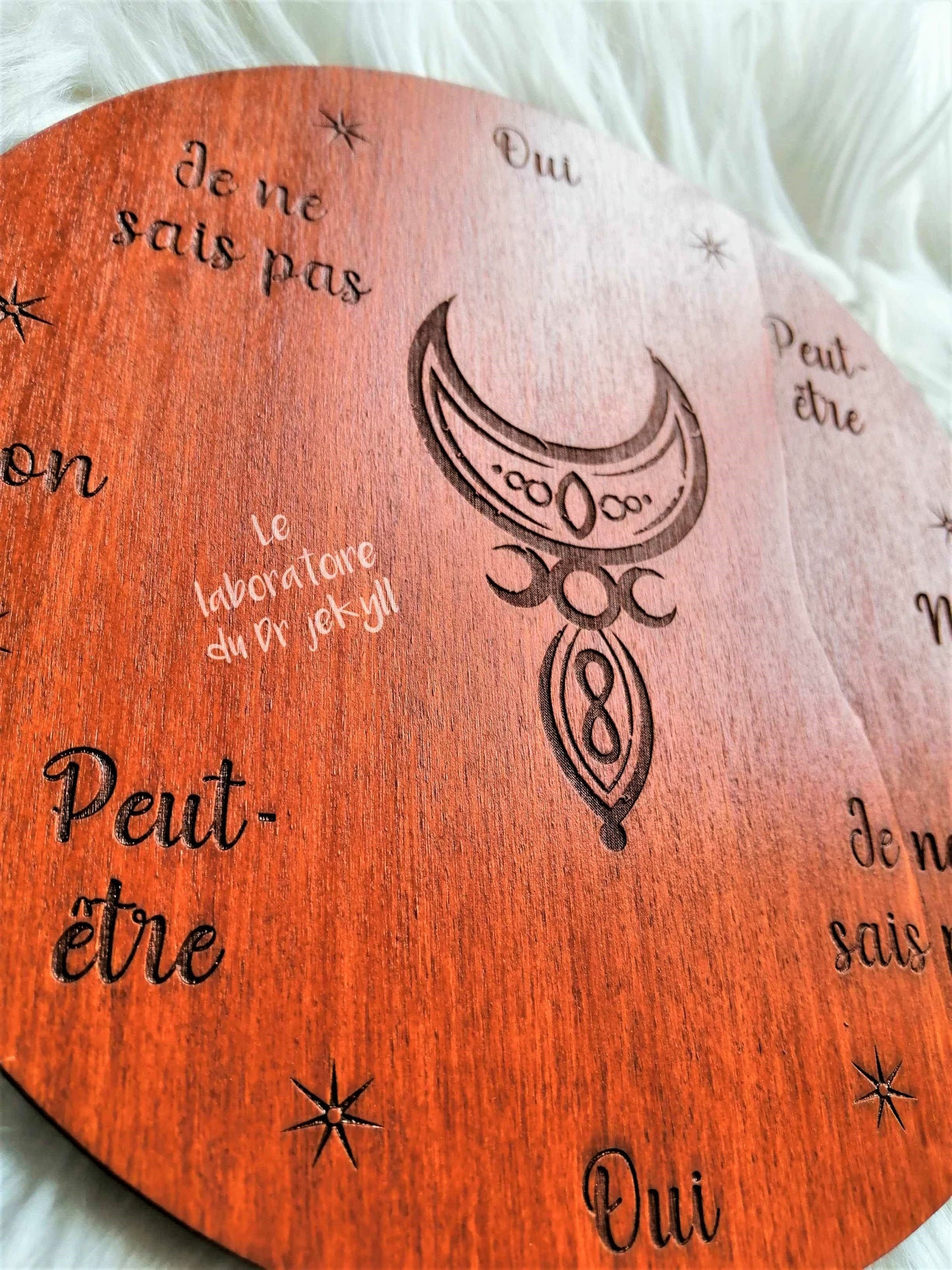 planche divination lunaire bois