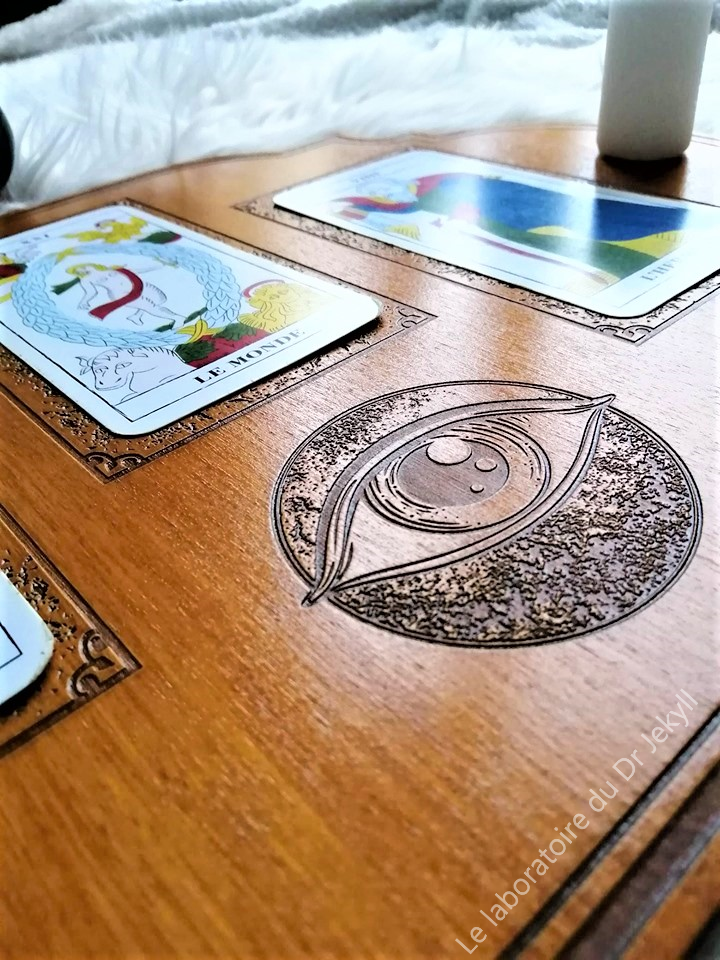 Wooden tarot board 3 card spread