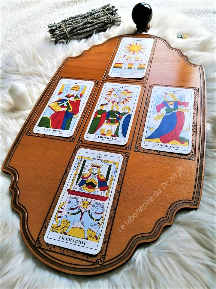 Wooden tarot board 5 card spread